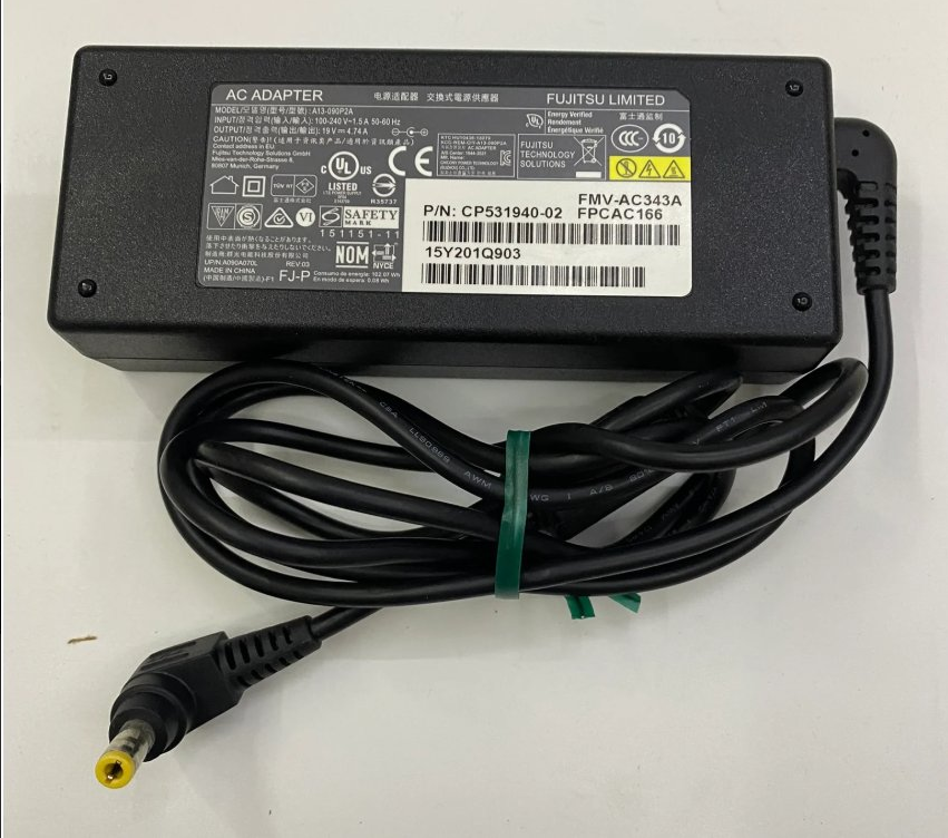 富士通 19V 4.74A ACアダプター FMV-AC343A